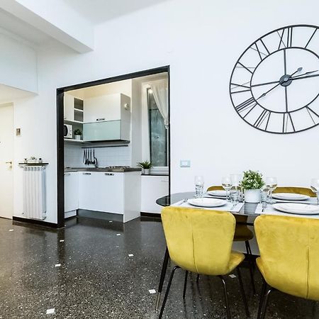 Immobirent - "Acquario" Luxury In Pieno Centro Daire Cenova Dış mekan fotoğraf